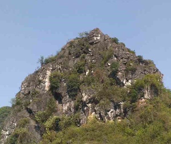 白岩山